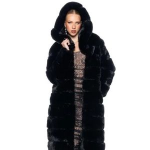 AZALEA WANG FAUX FUR PANEL HOODED TRENCH IN BLACK - fur coat - Akira size small